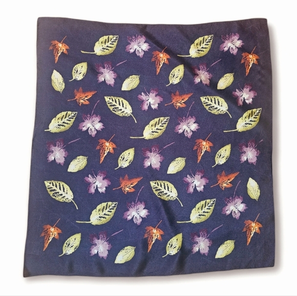 GAP Accessories - 20" Square Dark Brown Scarf With Autumn Leaves Design.